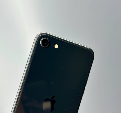 iPhone SE 2020 (2-го поколения) 64GB Black